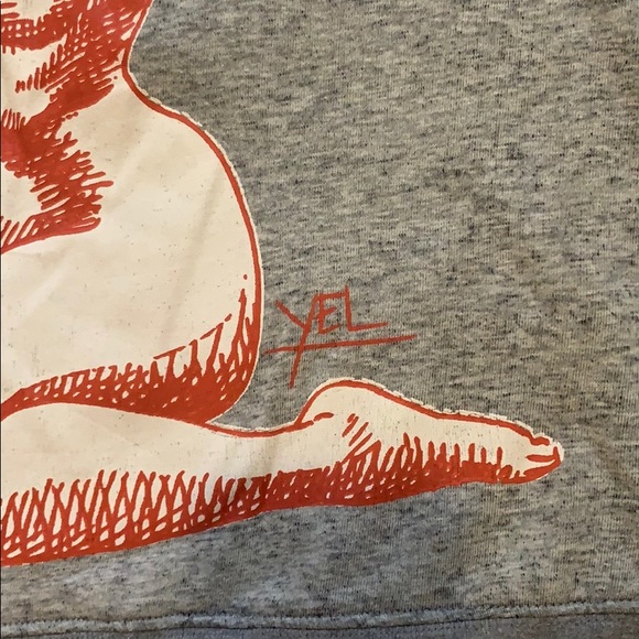 Your Eyes Lie sweatshirt - Picture 3 of 5